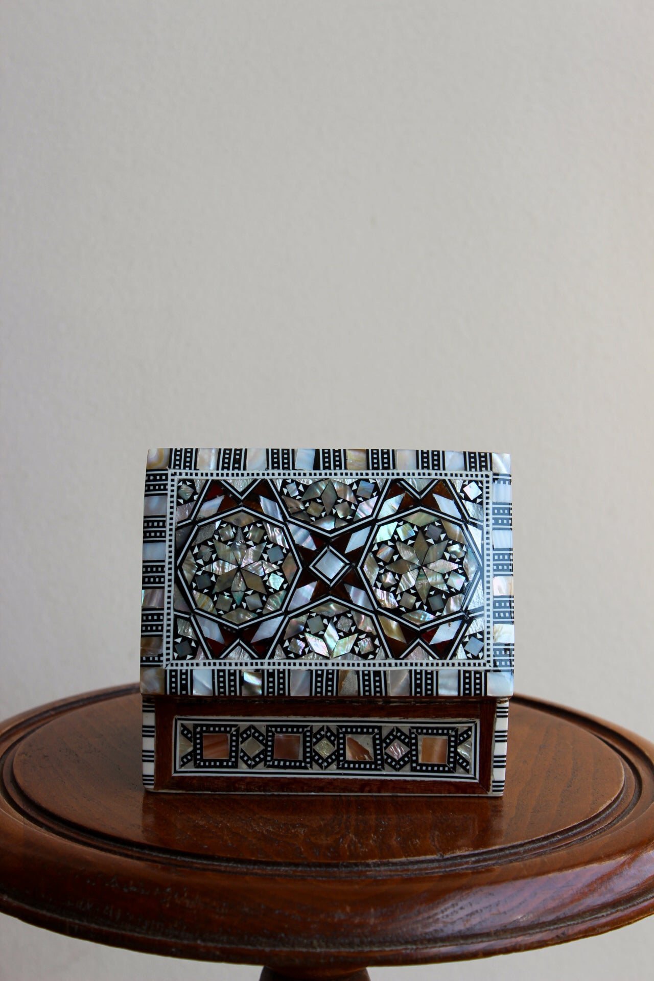 Rectangular Mother of Pearl Box