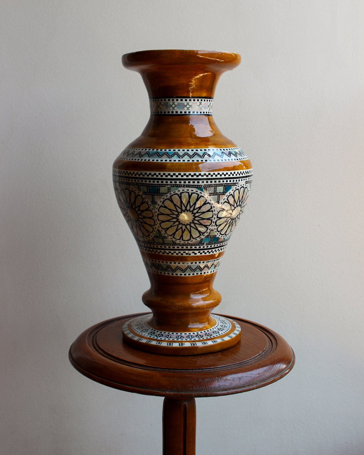 Mother of pearl inlay wooden vase