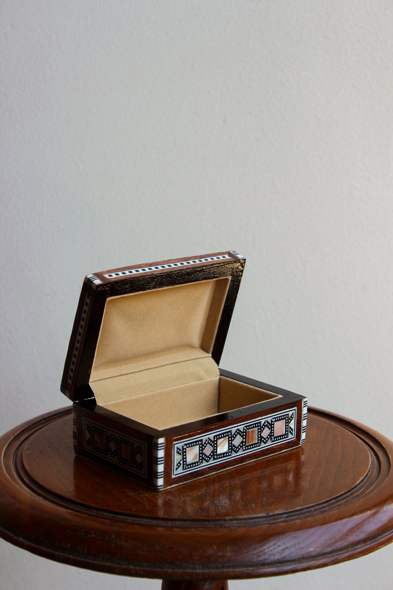 Rectangular Mother of Pearl Box