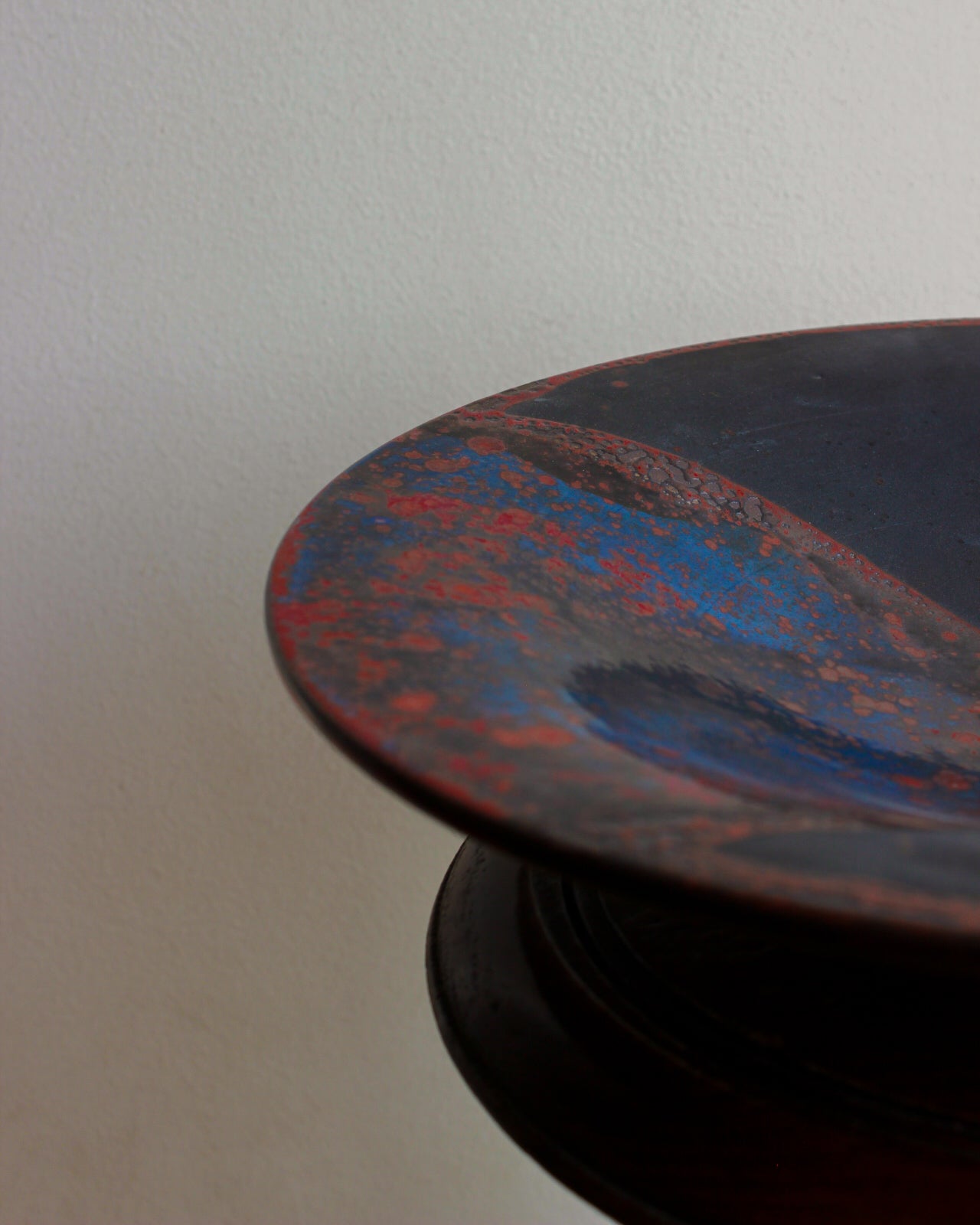 Decorative Ceramic Plate – Half-Glazed Finish